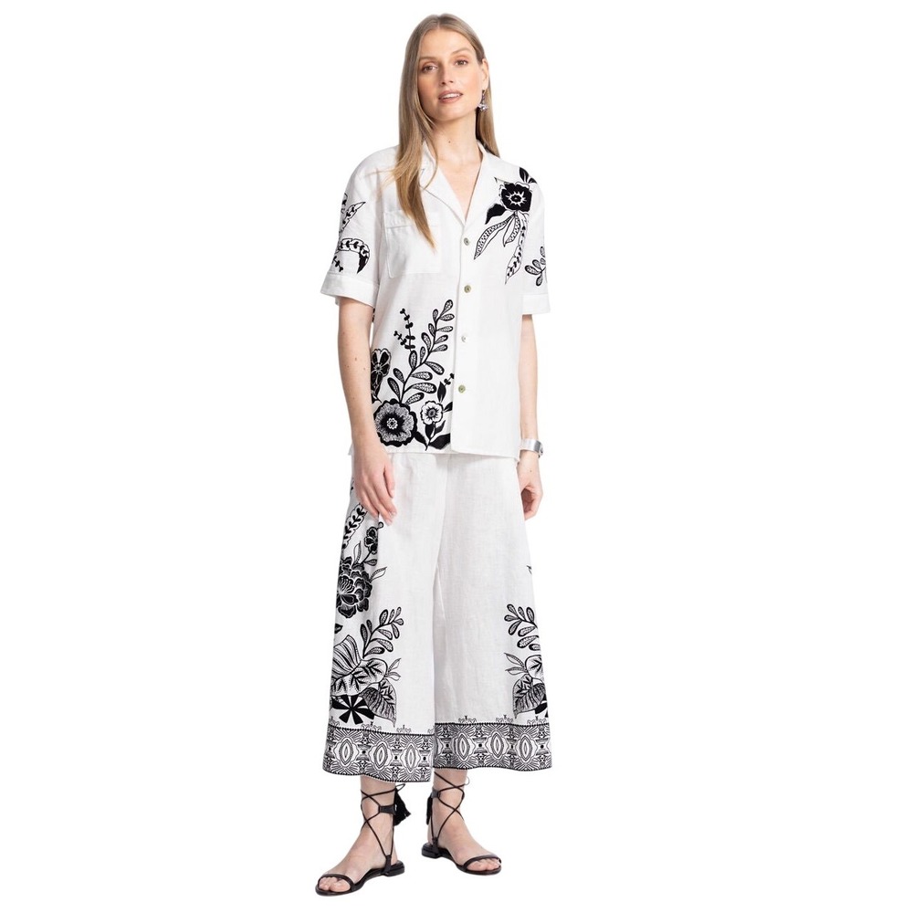 Johnny Was‎ White Linen Floral  2 Piece Set Shirt & Crop Pants